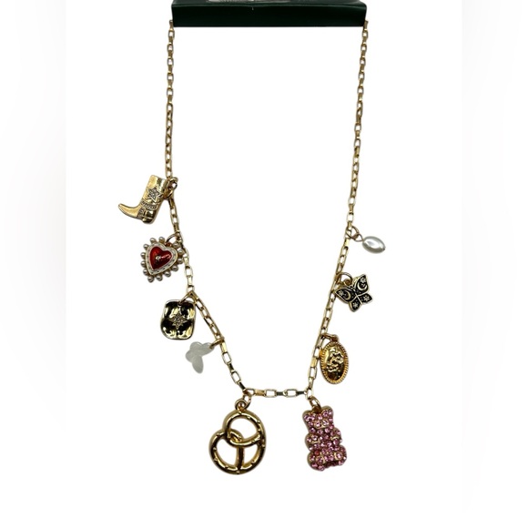 Wild Fable 16 inch necklace, gold tone NWT - Picture 4 of 4